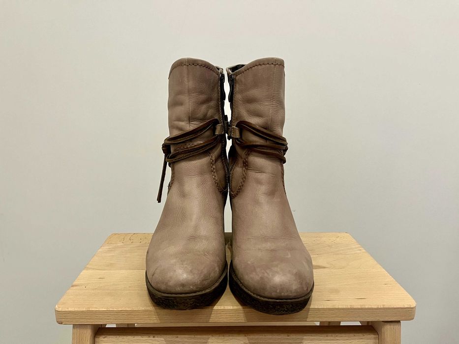 Боти от естествена кожа на ток, бохо стил Marco Tozzi