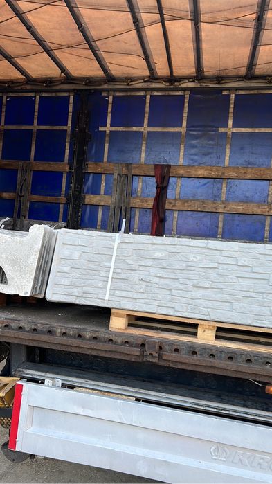 Gard placi beton stalpi