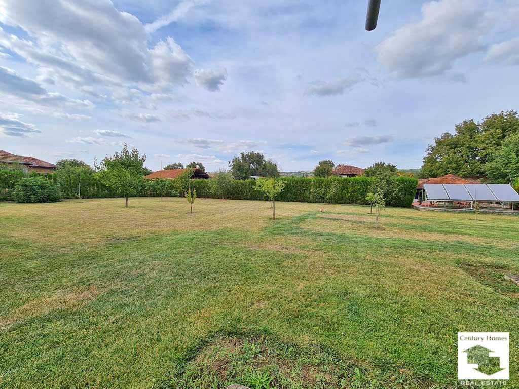 Продава се Къща в с. Шемшево, Област Велико Търново - 250 кв.м за 2240 €/кв.м - Снимка #18