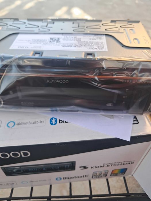 Kenwood mp3 pleyer Bluetooth