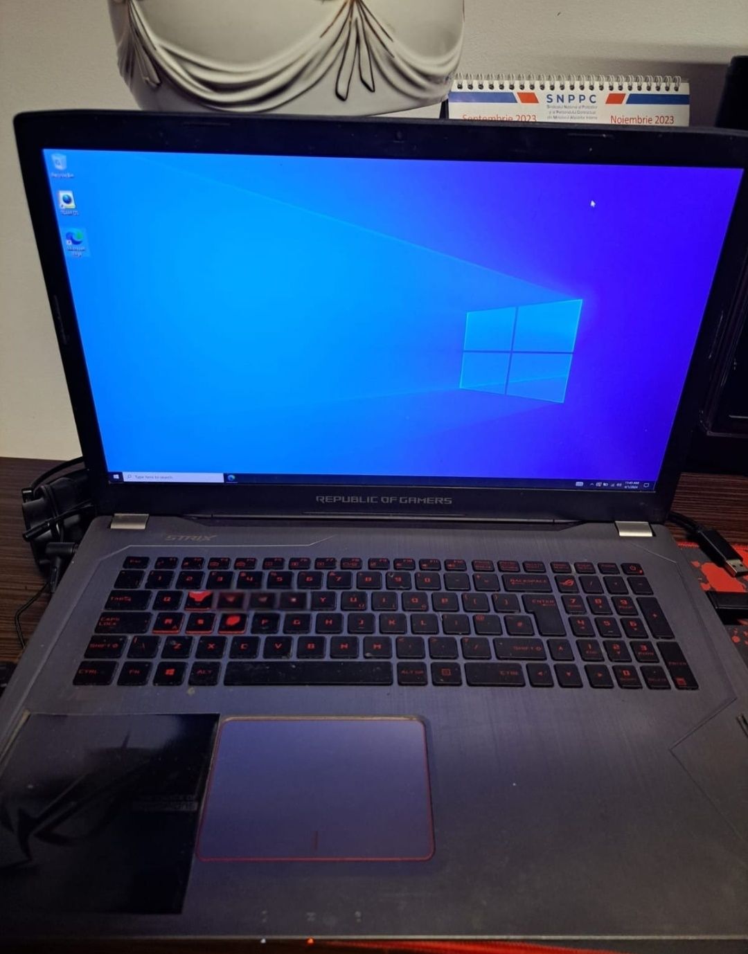 Asus ROG 17,3 inch . i7 - 7700, 32 GB RAM, 1TB SSD + 256GB SSD