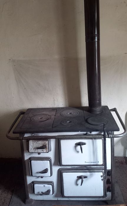 Чугунена печка на дърва Балкан 6