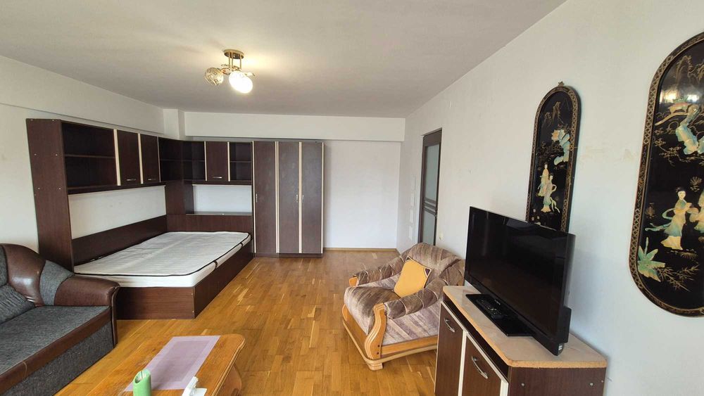 1 camera Podu de Fier, bloc nou, liber