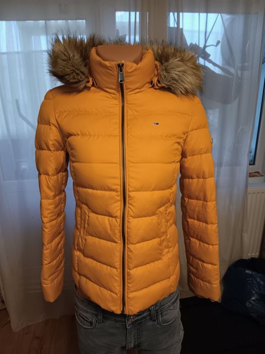 Graca de dama Tommy Hilfiger,marime XS.