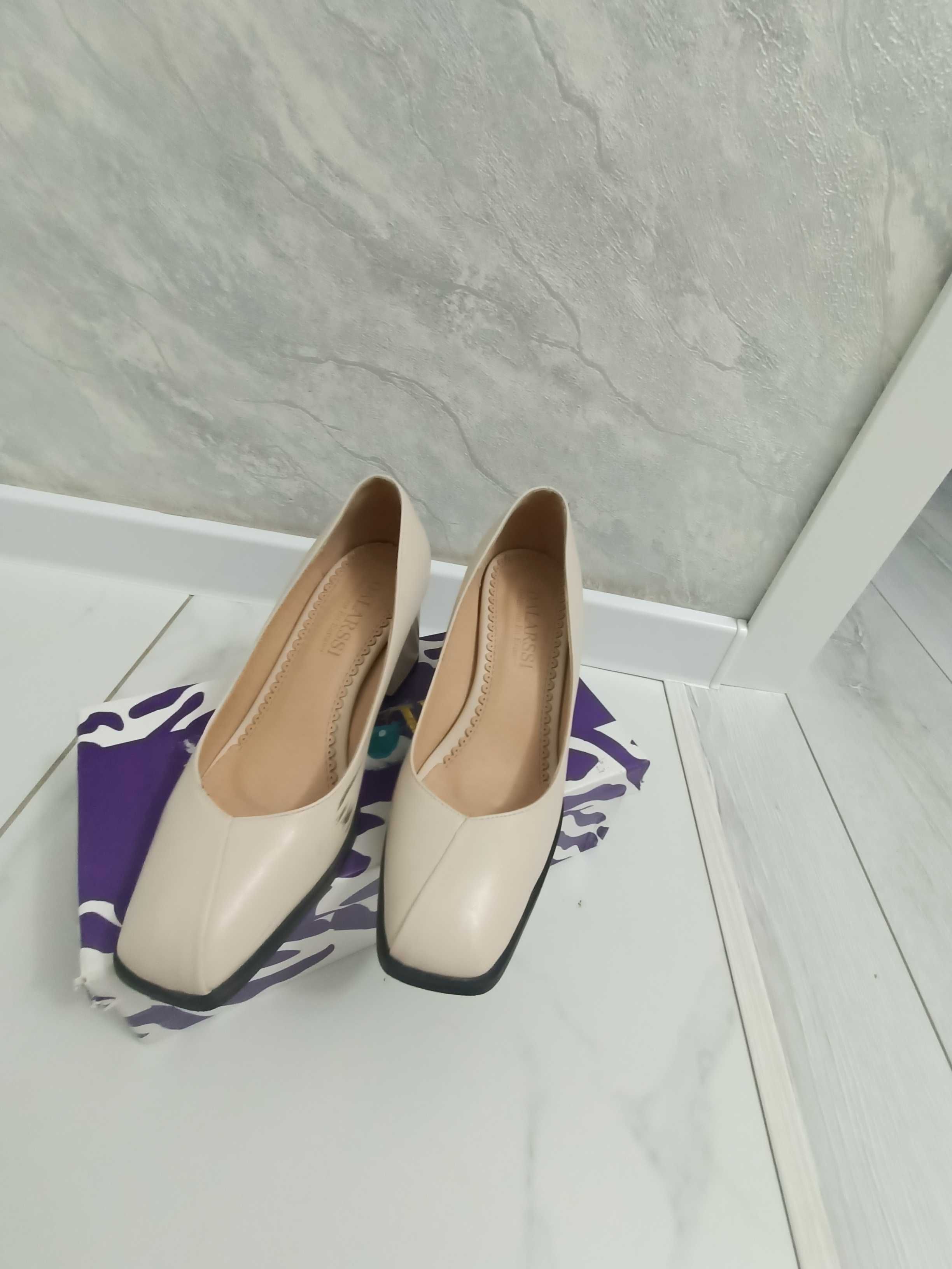 Продам туфли 36р