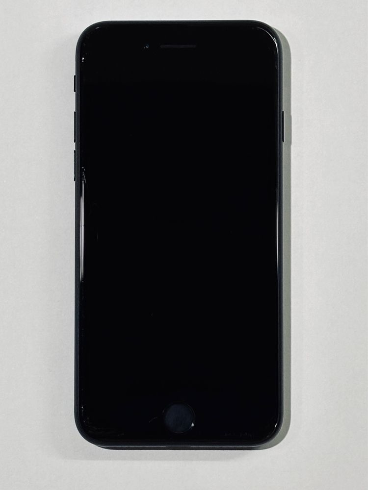 iPhone SE2020 Black 100% battery