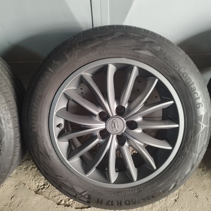 Джанти с гуми за Hyundai, 5×114.3 17 цола