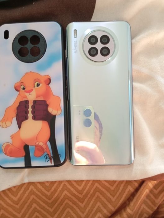 Vând Huawei nova 8 in stare foarte buna