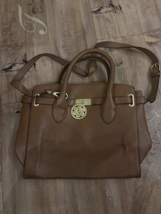 Guess luxe кожена чанта