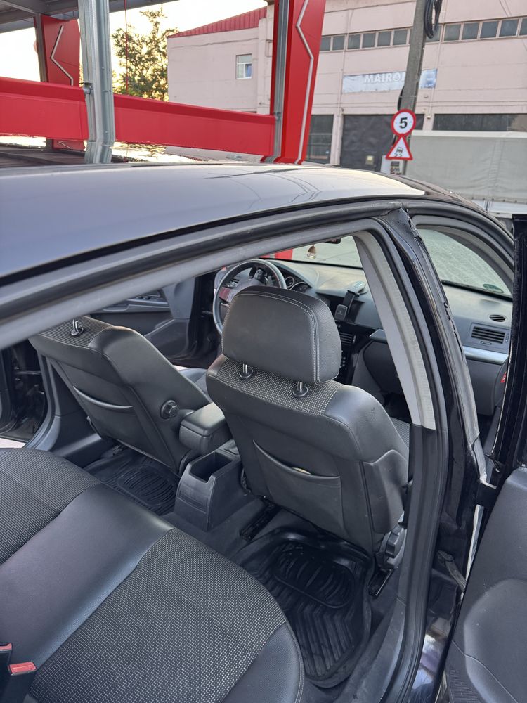 Opel Astra H de vanzare