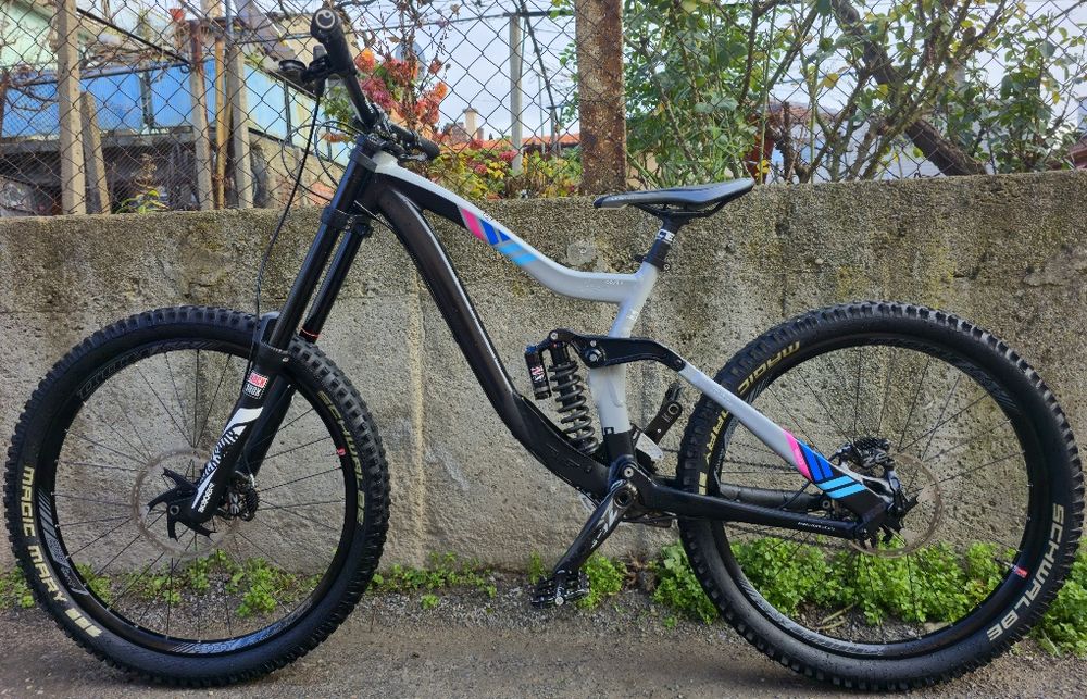 DH bike 27.5 Mullet Votec Перфектен, Rockshox Boxxer,  4-бутални Zee,
