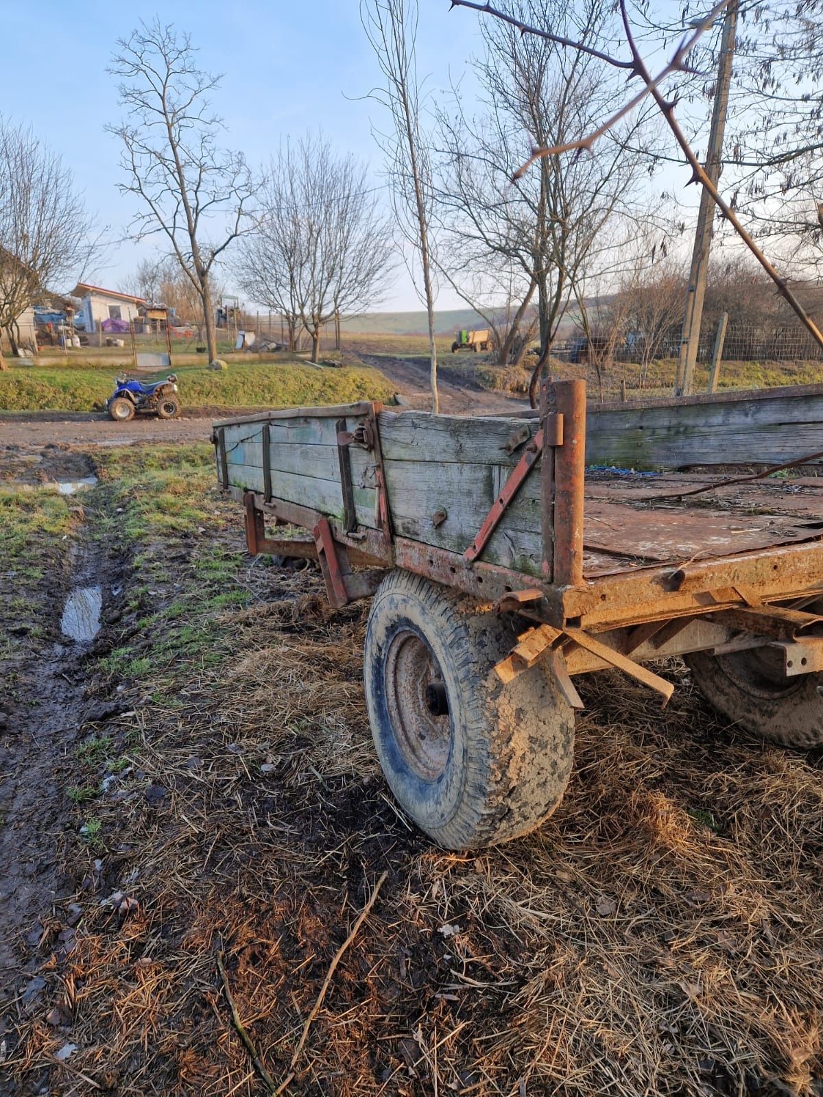 Vand remorca pentru tractor