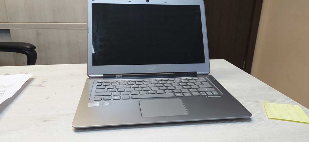 лаптоп Acer Aspire s3