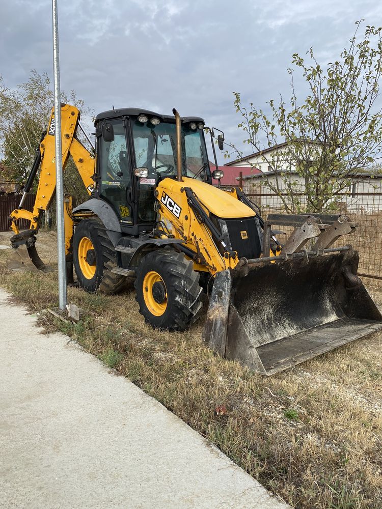 Inchiriere Buldoexcavator Balotesti