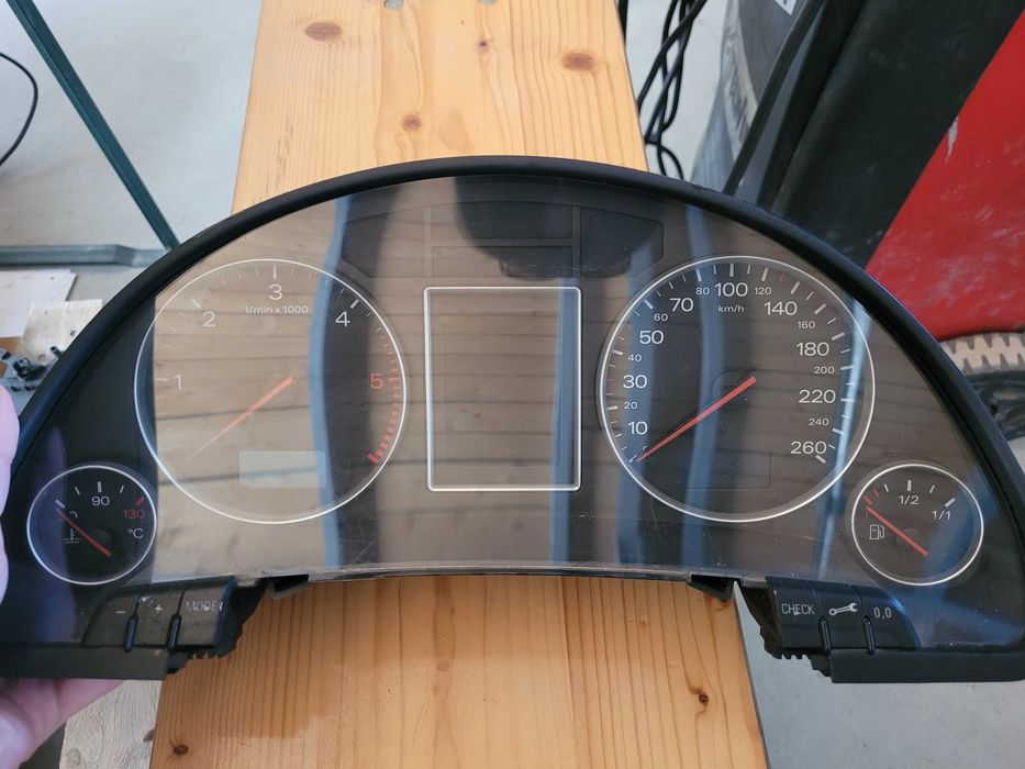 Bord color audi a 4 b 6