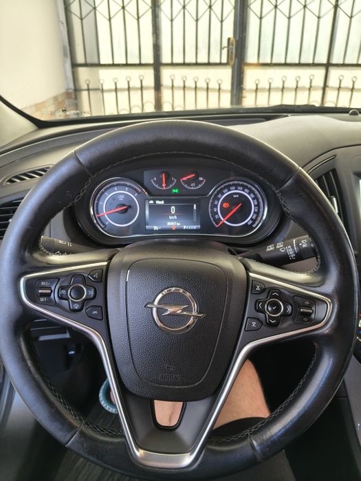 Opel Insignia 1,6Cdti