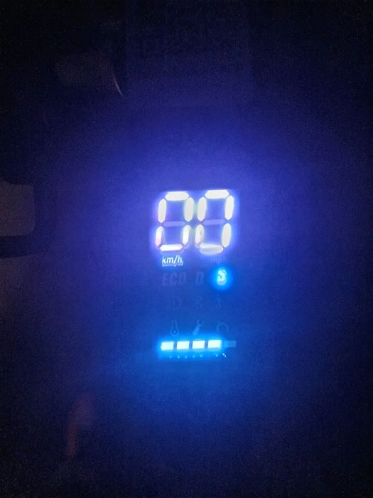 Vând trotinetă electrică noună