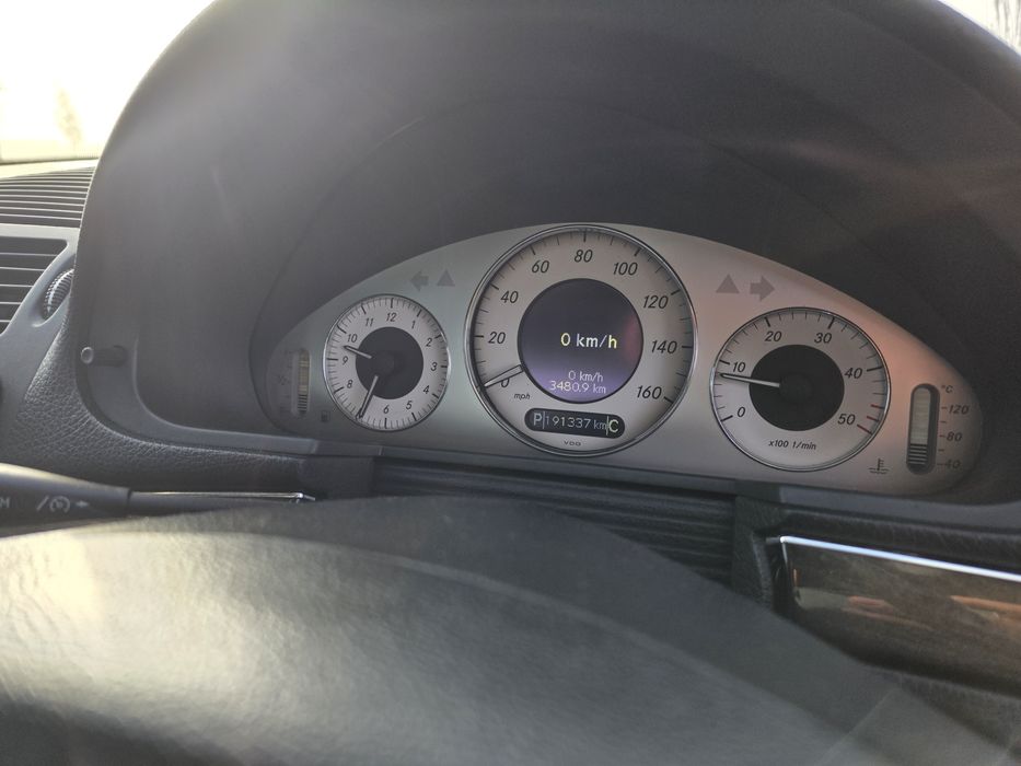 Mercedes e220cdi Avantgarde Automat ANGLIA