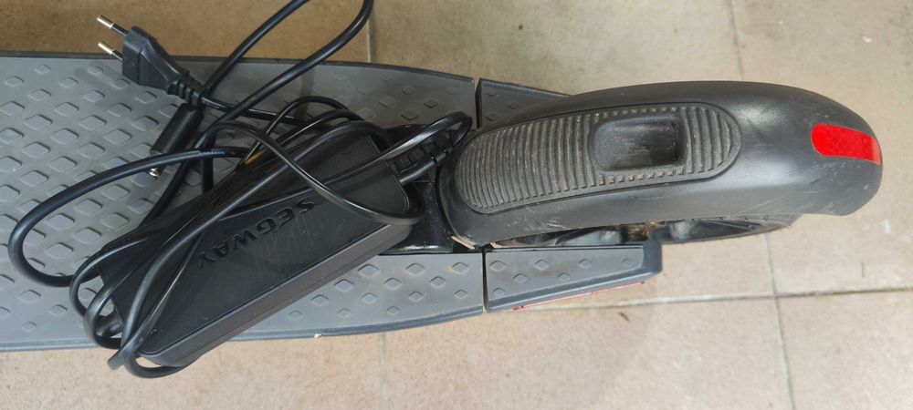 Електрическа Тротинетка segway ninebot 2  350w