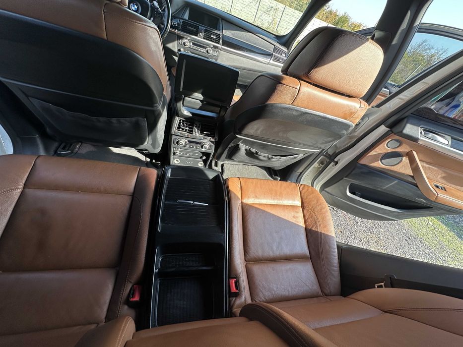 Bmw X6 4.0D - 306 CP