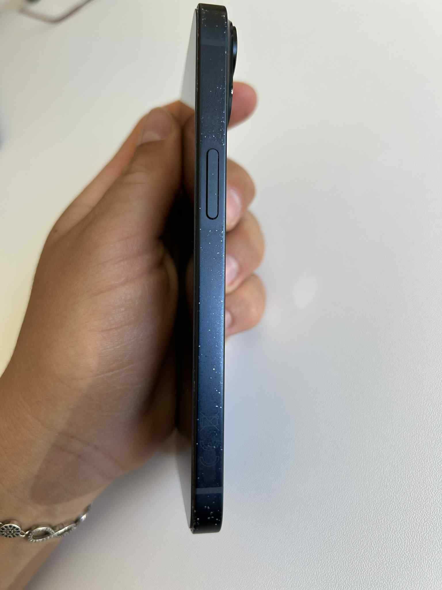 iPhone 14 - 128ГБ