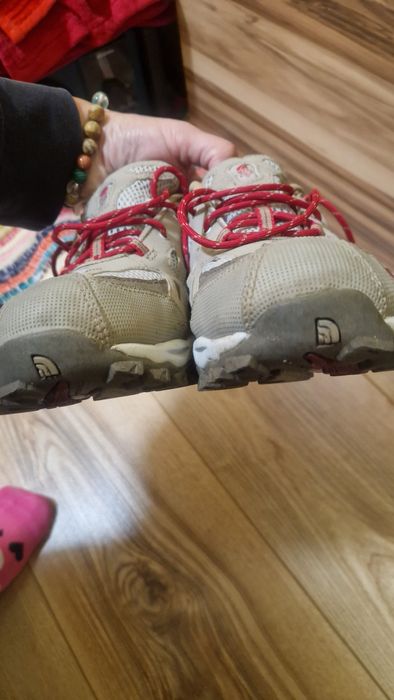 Маратонки the nort face-38 номер