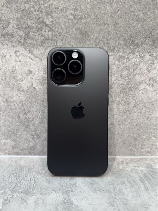 Iphone 16 pro black
