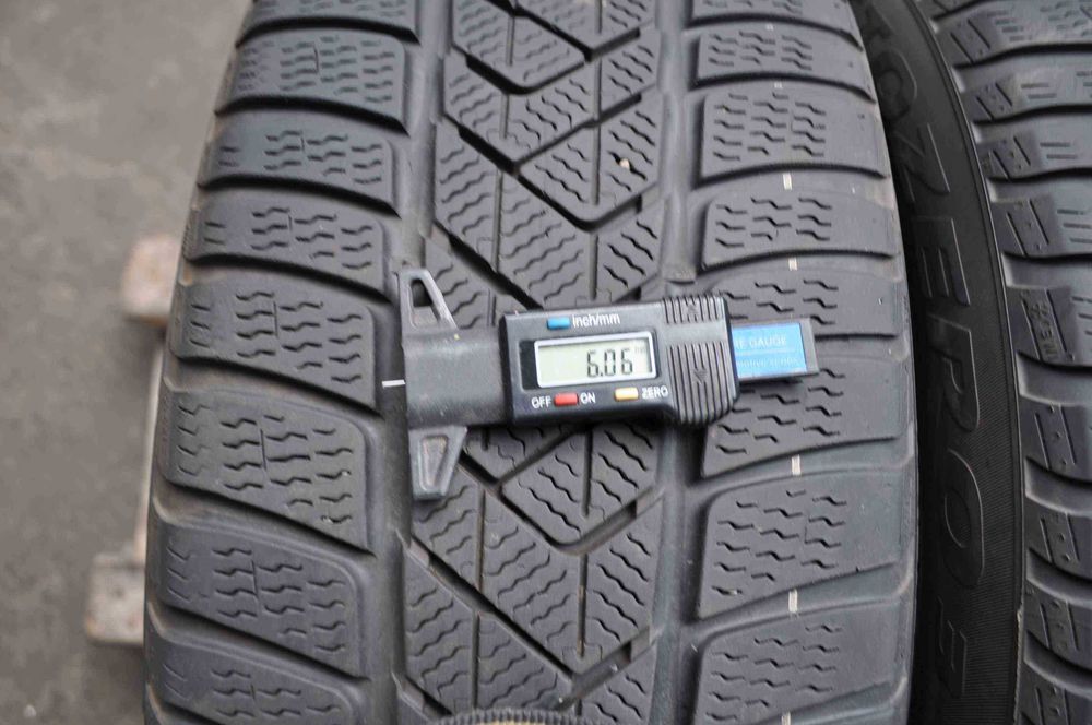 SET 2 Anvelope Iarna 245/50 R19 PIRELLI Sottozero 3 105V - Runflat