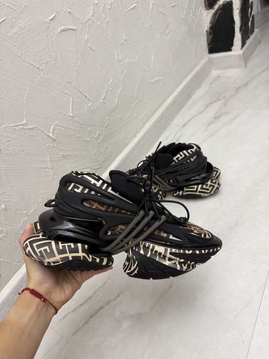 Маратонки Balmain