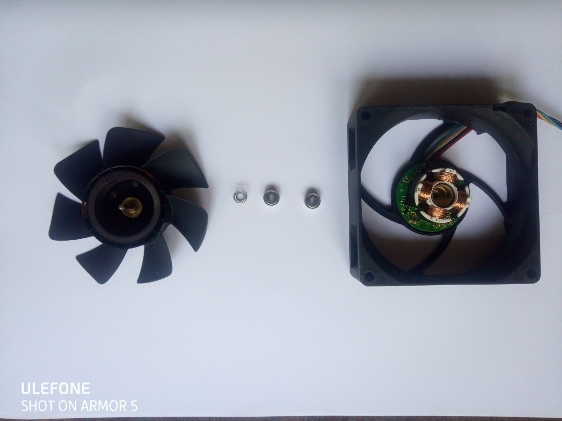 Майнинг вентилятор для видеокарт 80*80*25 мм 12 Вт, 0,8 Ампер