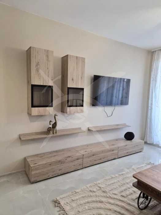 Дава се под наем Двустаен апартамент в Пловдив, Гагарин - 67 кв.м за 510 € - Снимка #2