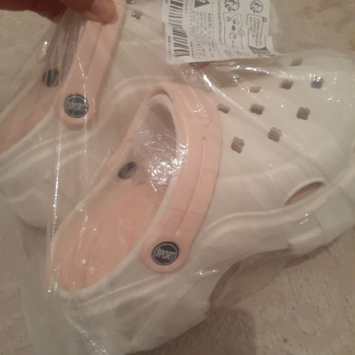 Жаңадан алынған размері 36,37 барады  асты биік