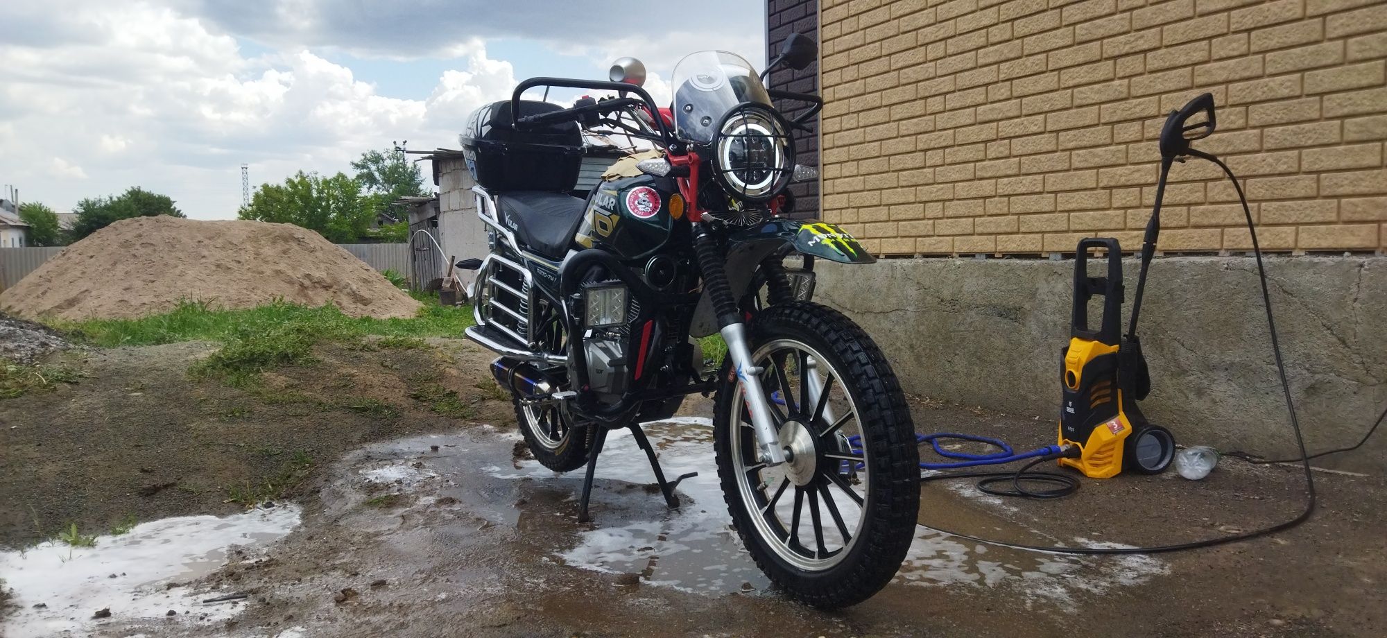 Продам ULAR R200 7-m