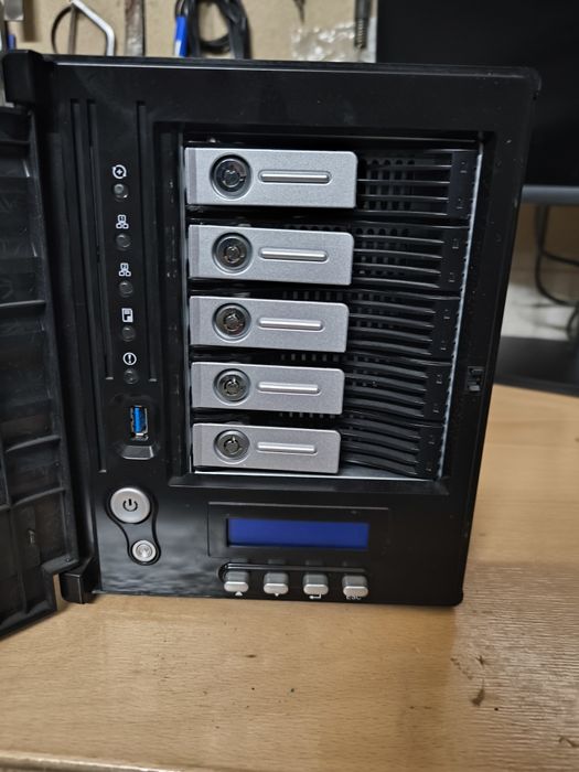 ALLNET ALL-NAS500, Server stocare date. 5 TB de stocare date