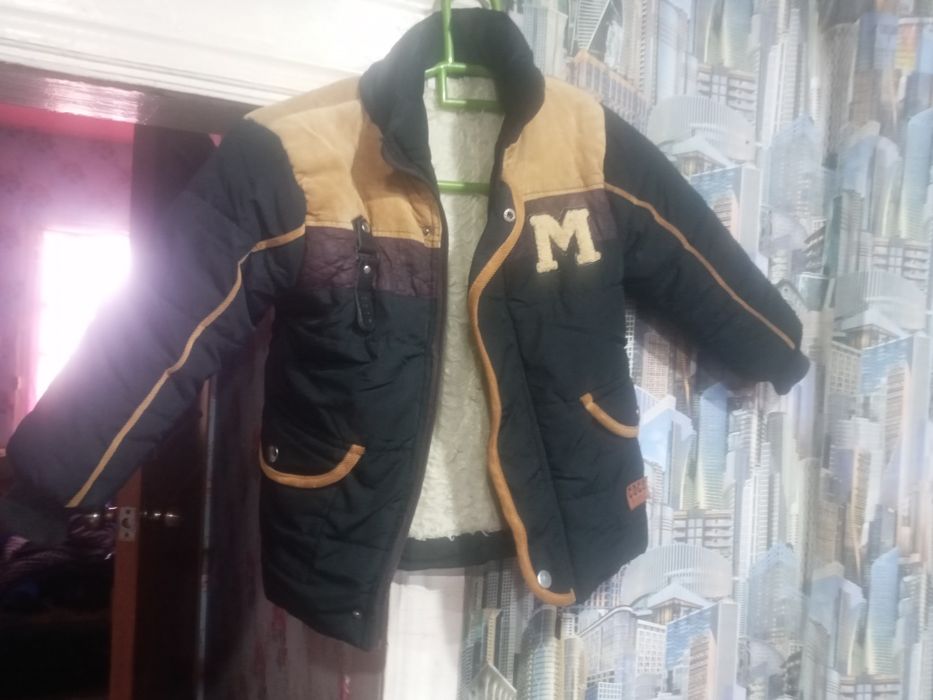 Продам детское куртка для мальчика