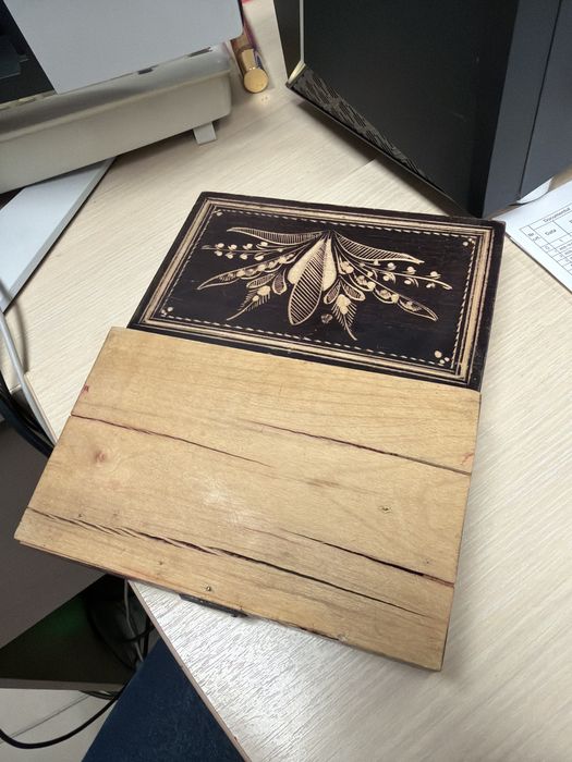 Cutie dreptunghiulara Sculptata din Lemn 18x11x6