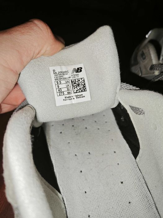 New Balance 2002R Gray/Cream