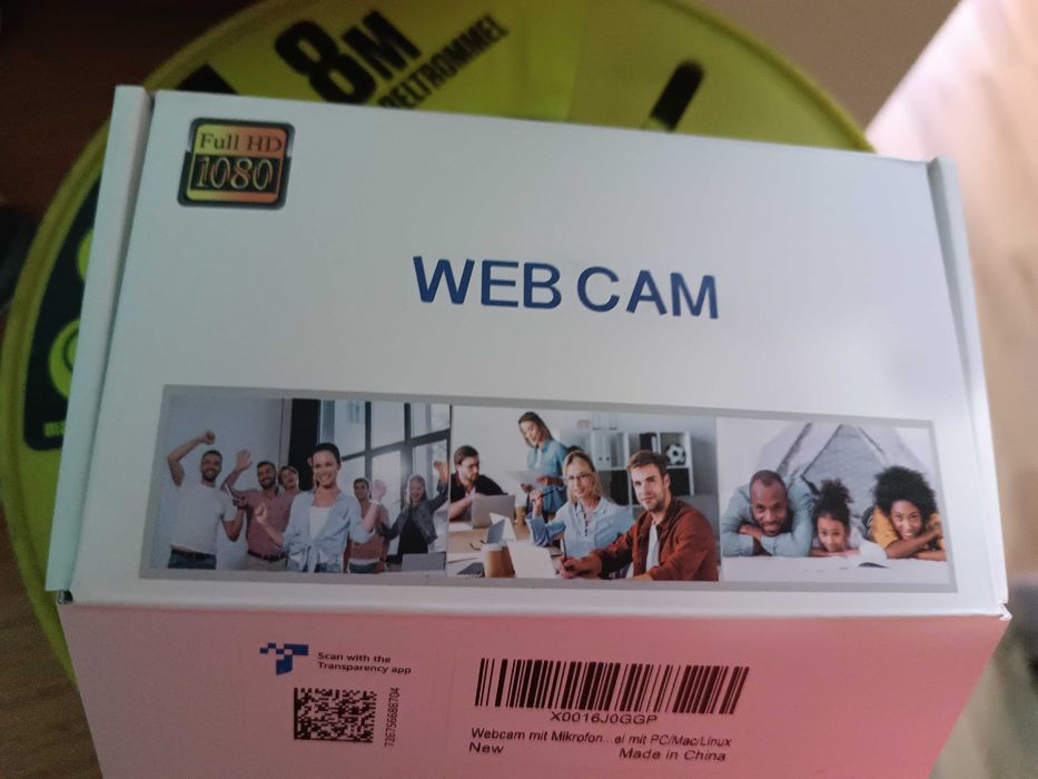 Camera web nou in cutie