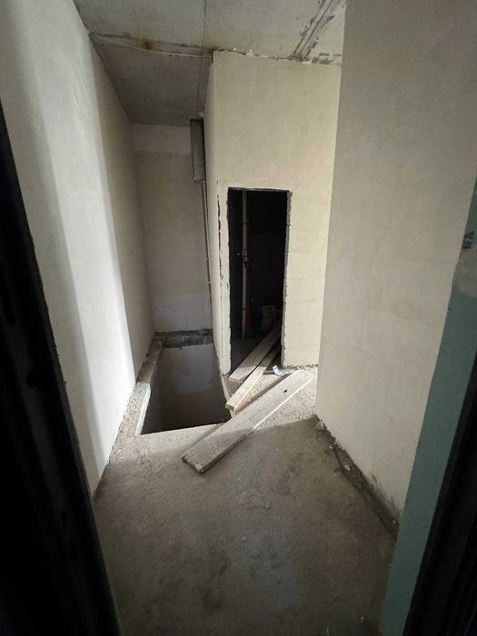 Срочно субсидияга 1 хонали уй сотилади тегида подвалиям бор 32,7+32,7