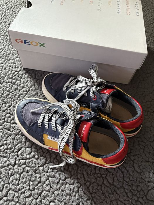 Маратонки - Geox