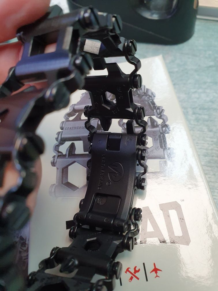 Гривна Leatherman "29 в 1"  3 см - 2.5 см  и накрайници за часовник
