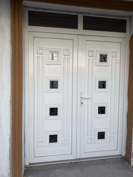 Usa intrare dubla Salamander