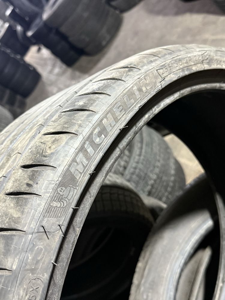 MICHELIN 255/40/22