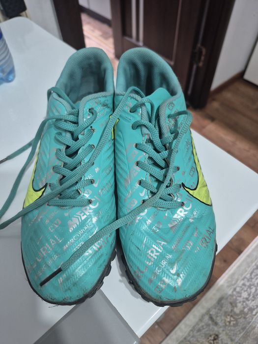 Продам сороконожки для футбола