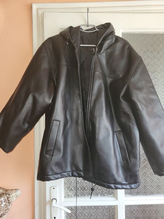 Geaca barbati neagra cu gluga