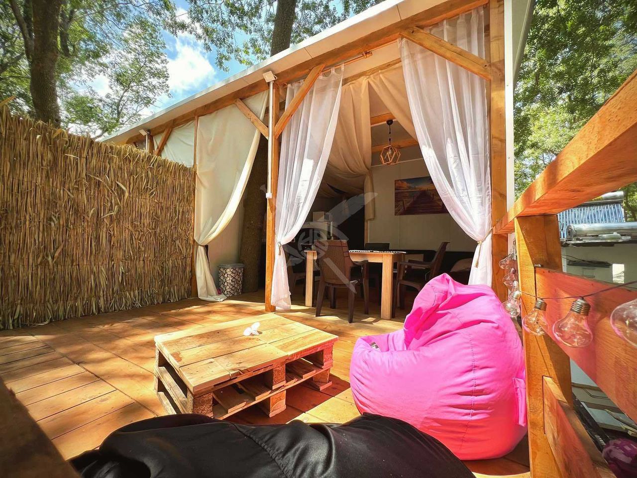 Продава се Къща в Царево - 50 кв.м за 490 €/кв.м - Снимка #2