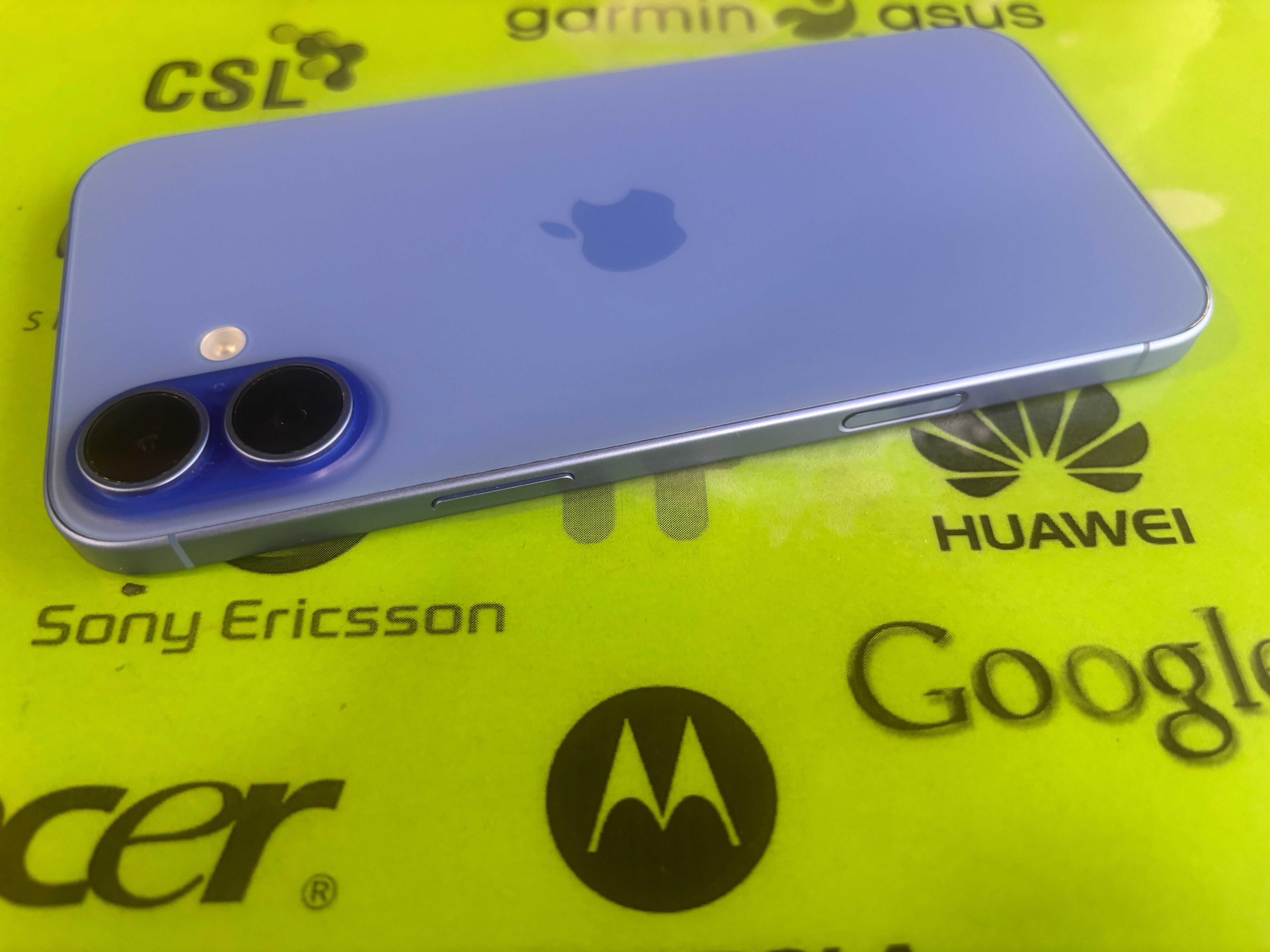 *НОВ* iPhone 16 Plus Ultramarine 128gb фабрично отключен