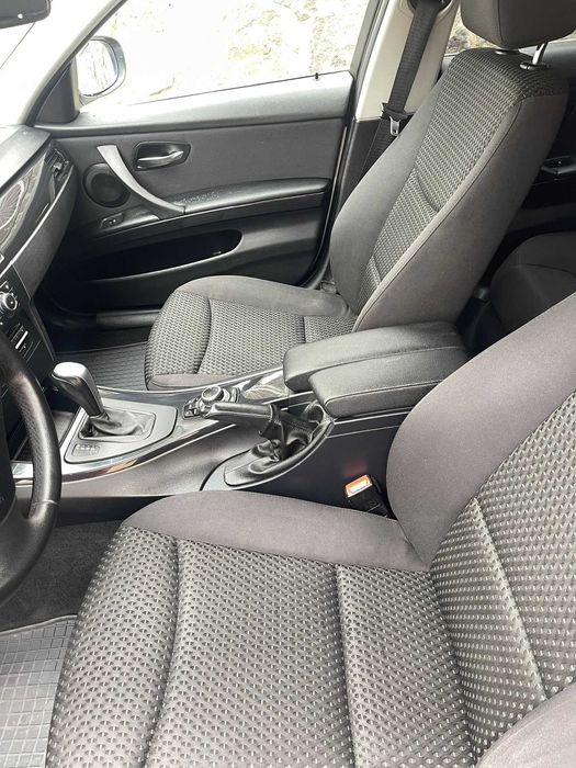 BMW 320d Facelift Special Edition Automat 2012 184cp