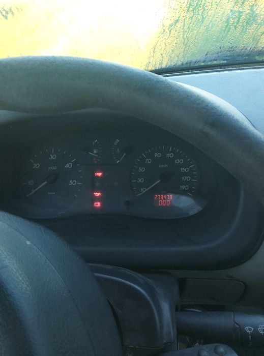 Vând Renault Master