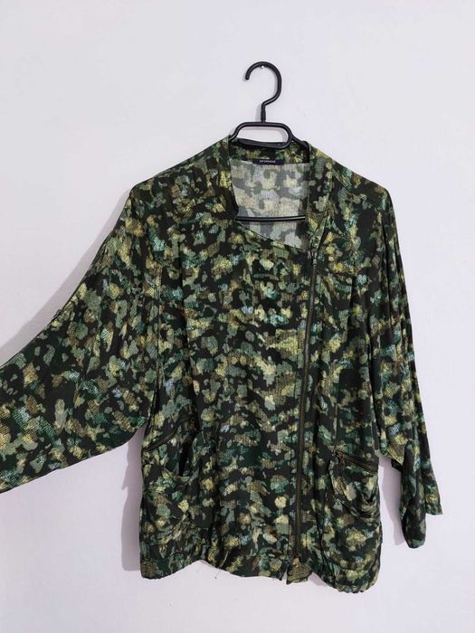 Compleu trening jacheta si pantalon, print deosebit